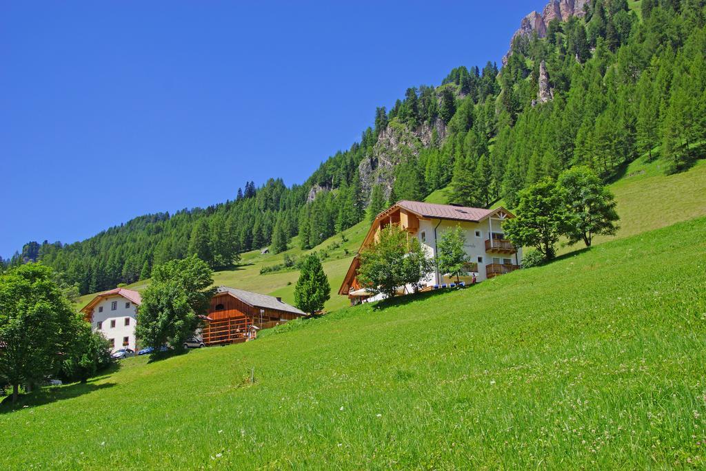 Aparthotel Garnì Sirio Colfosco Esterno foto
