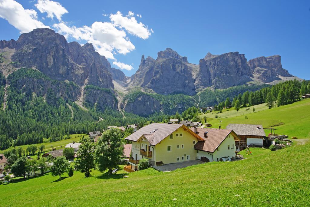 Aparthotel Garnì Sirio Colfosco Esterno foto