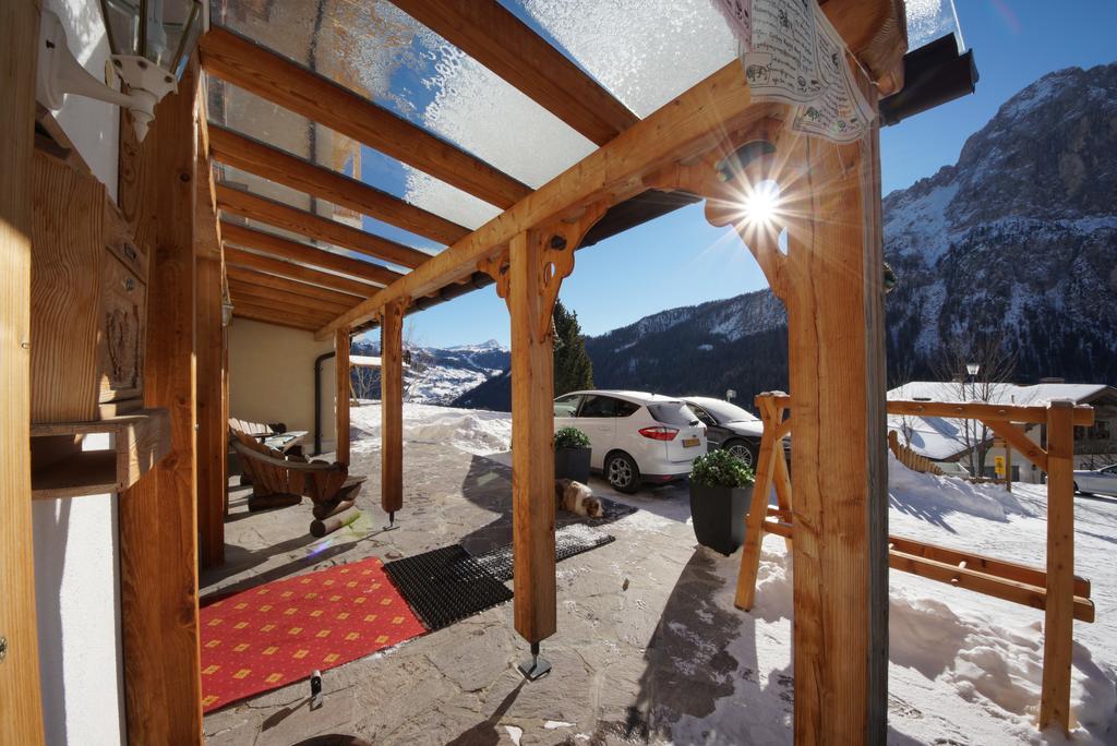 Aparthotel Garnì Sirio Colfosco Esterno foto