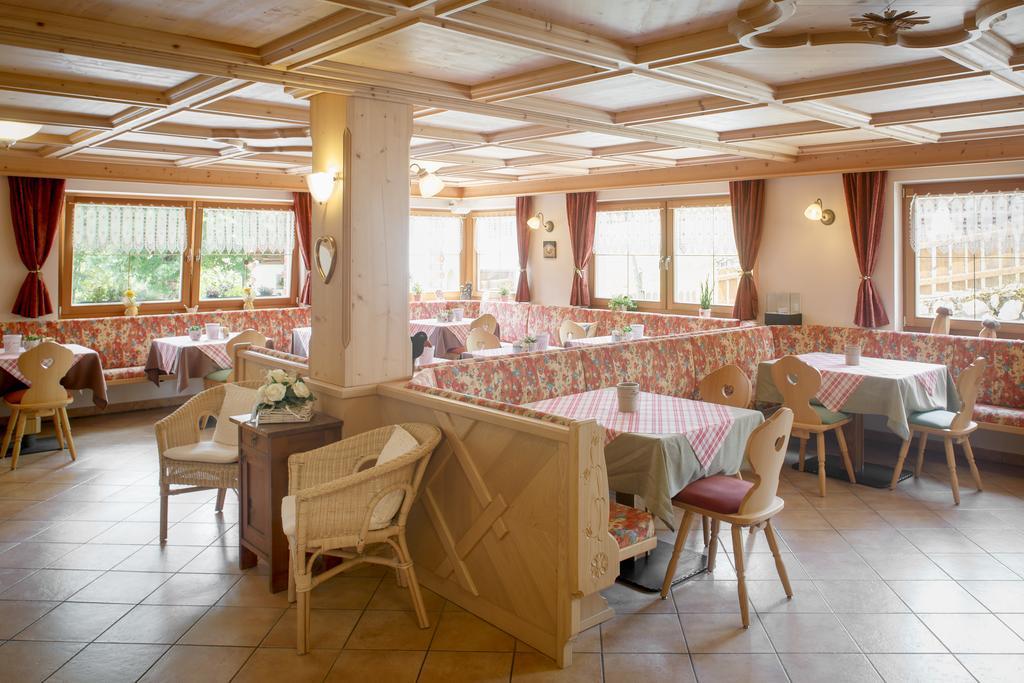 Aparthotel Garnì Sirio Colfosco Esterno foto