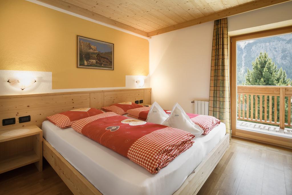 Aparthotel Garnì Sirio Colfosco Esterno foto